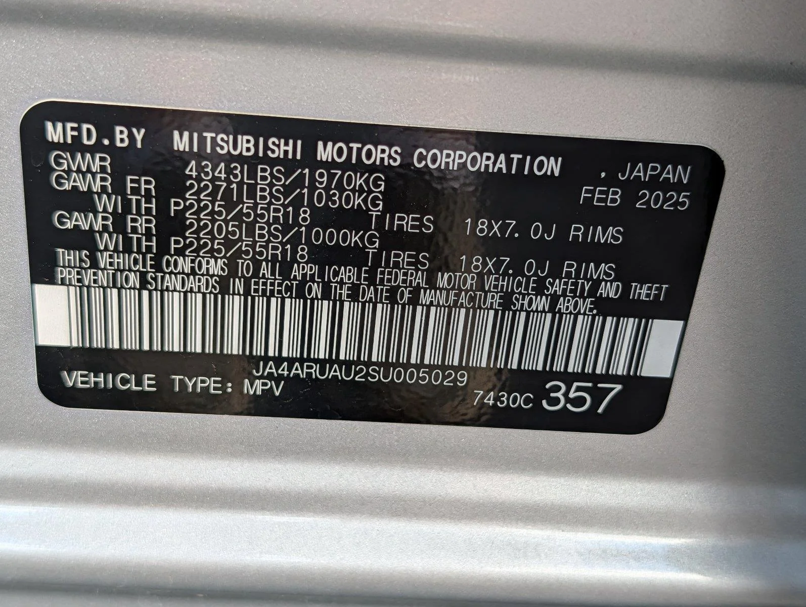 Used 2025 Alloy Silver Metallic Mitsubishi ES image 36