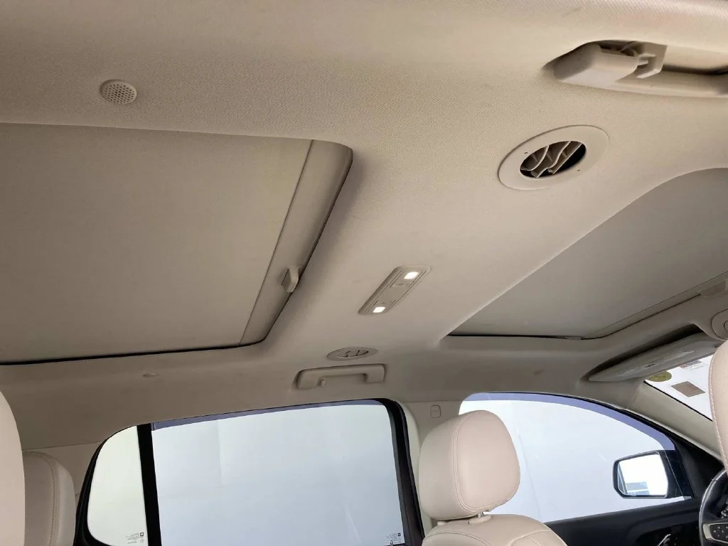 Used 2021 Hunter Green GMC Denali image 14