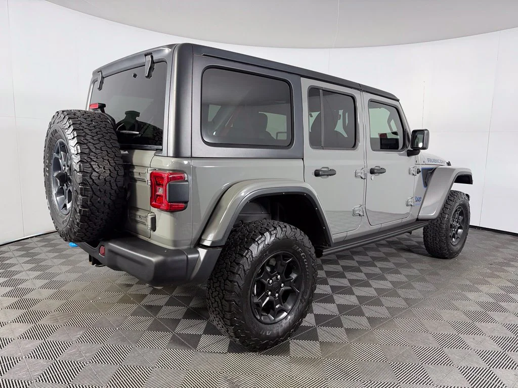 Used 2023 Gray Jeep Rubicon 20th Anniversary Edition 4xe image 6