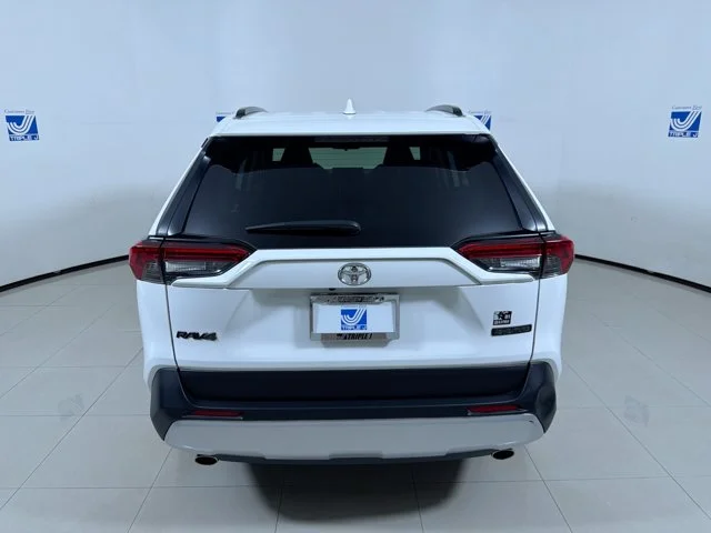 Used 2022 White Toyota Adventure image 7