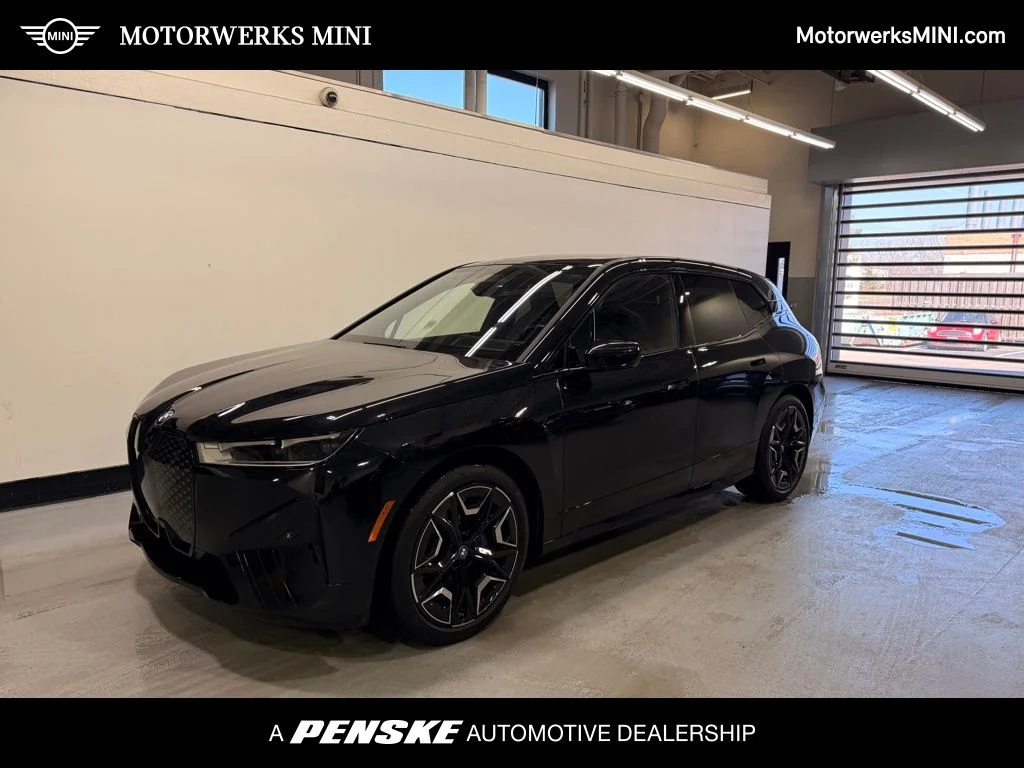 2023 BMW iX xDrive50's photo