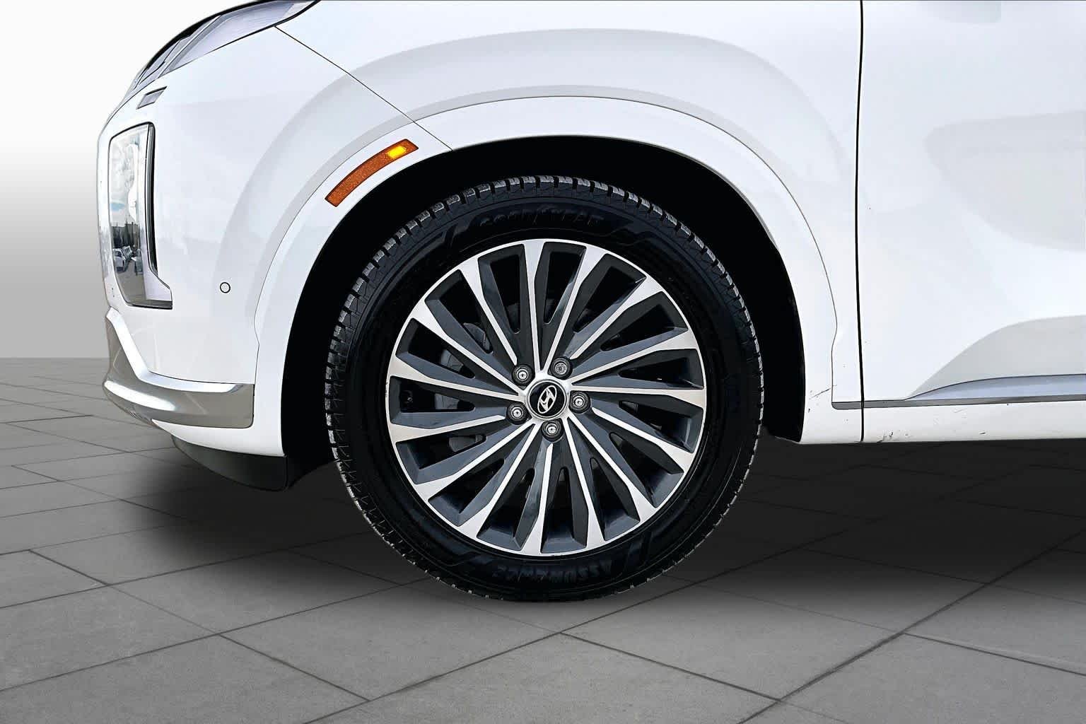 Certified Used 2023 Hyper White Hyundai Calligraphy image 11