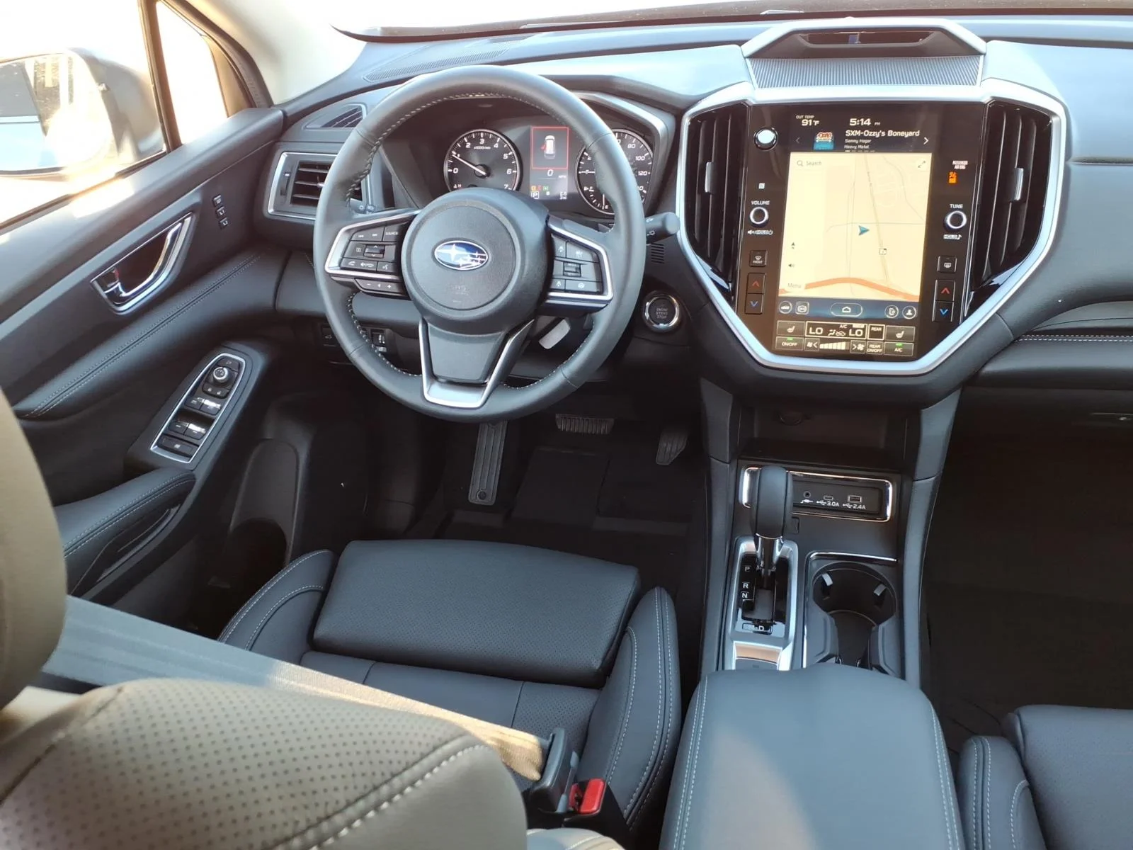 New 2027 ICE SILVER METALLIC Subaru Limited 7-Passenger image 4