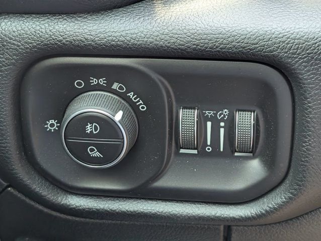 Used 2020 White Ram Laramie image 23