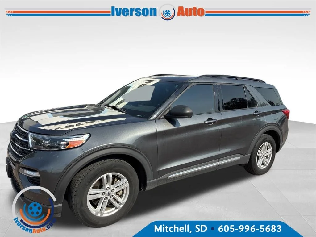 Used 2020 Gray Ford XLT image 3