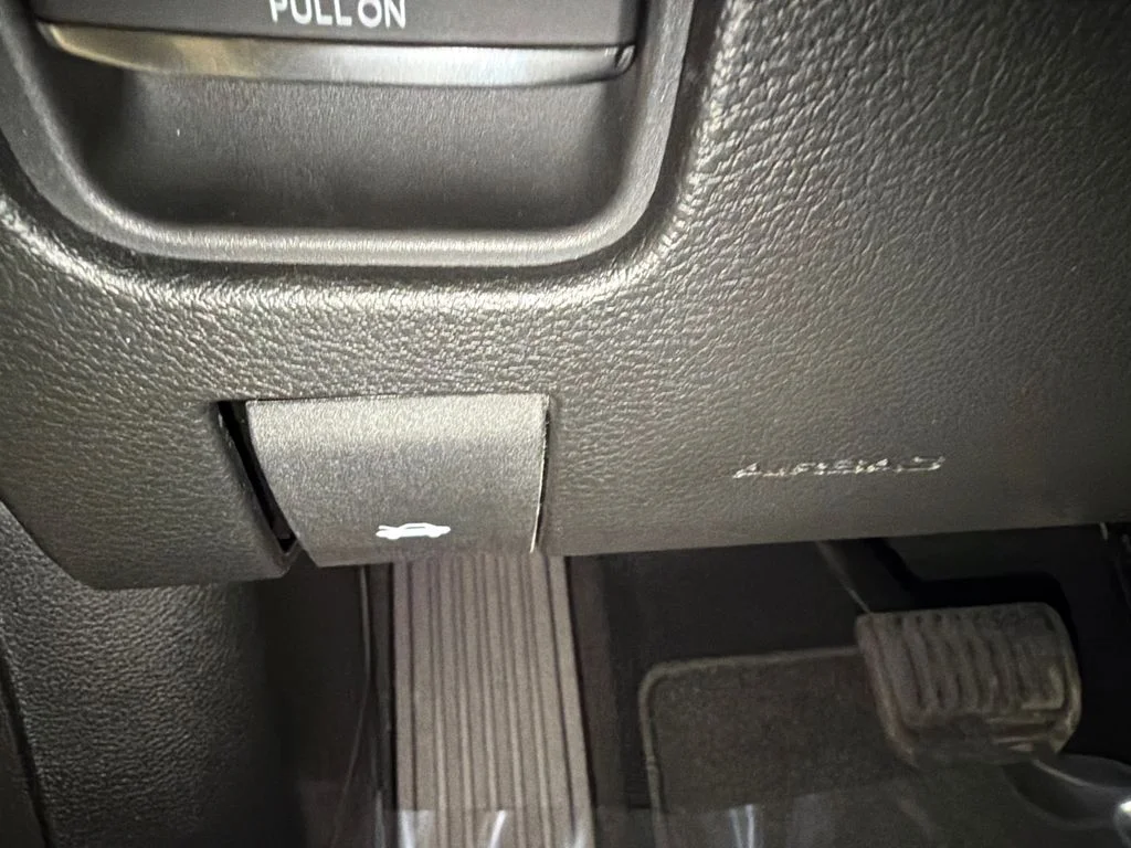 New 2026 Steel Blue Exterior Paint Jeep Limited Reserve image 20