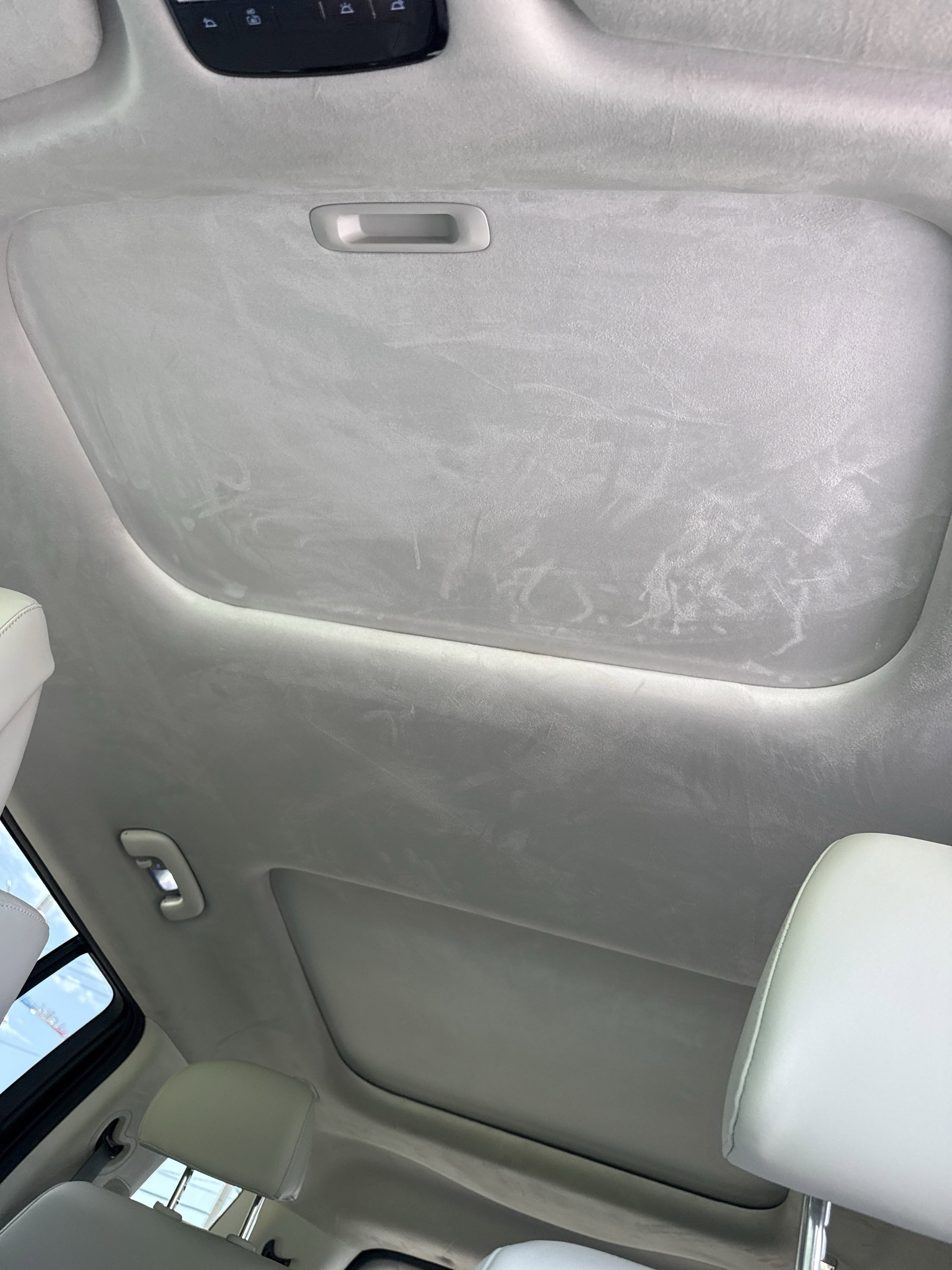 Used 2025 Serenity White Hyundai  image 21