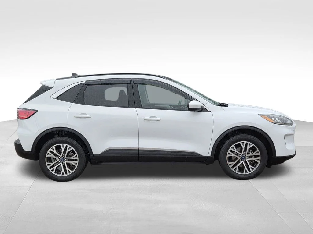 Used 2020 White Ford SEL image 5