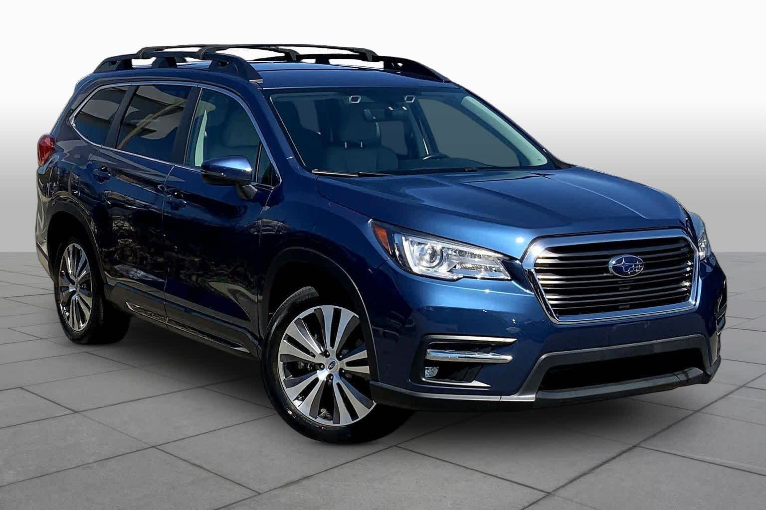 Used 2022 Abyss Blue Pearl Subaru Limited image 3