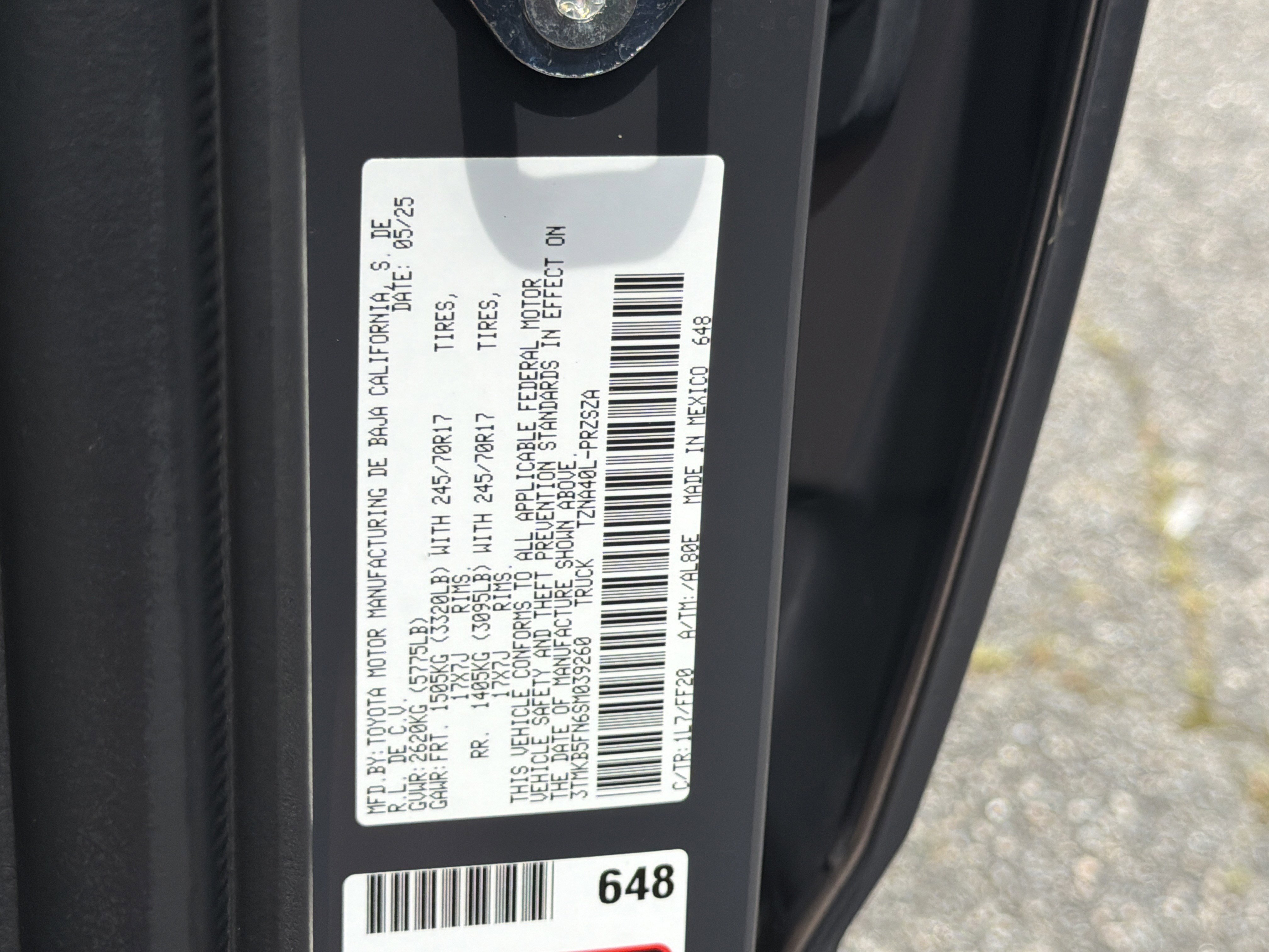 Used 2025 Underground Toyota SR5 image 34