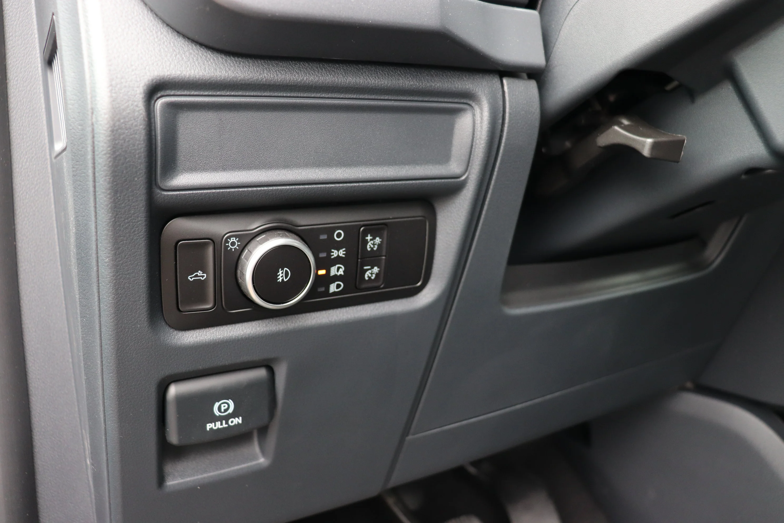 New 2026 AGATE BLACK METALLIC Ford XLT image 12
