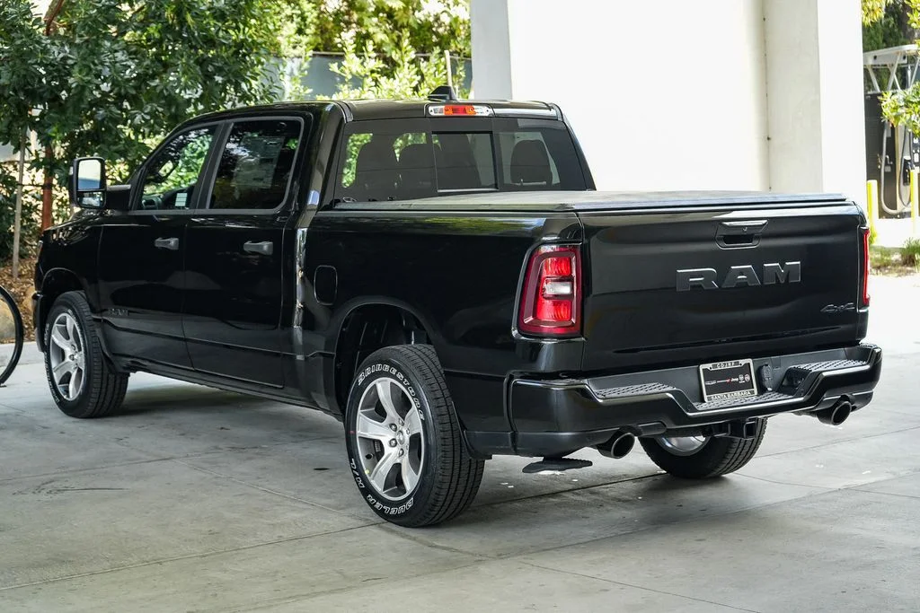 New 2026 Diamond Black Crystal Pearlcoat RAM Express image 4