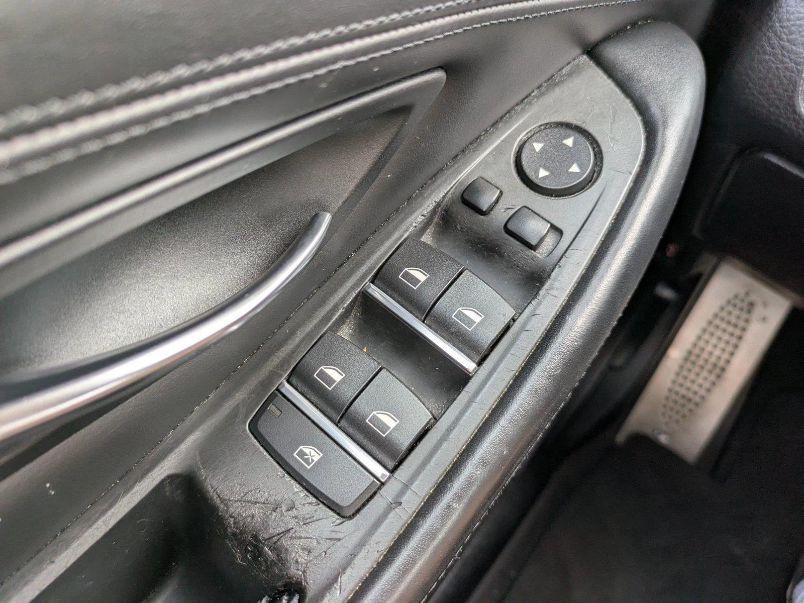 Used 2015  BMW 535i xDrive image 23