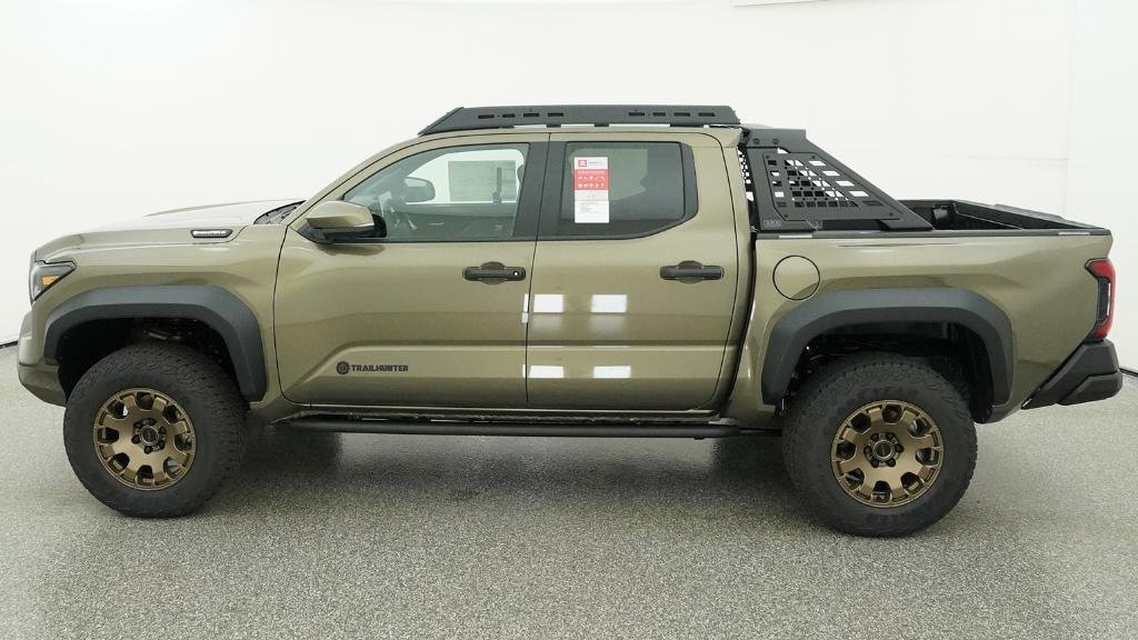New 2026 Bronze Oxide Toyota Trailhunter image 38