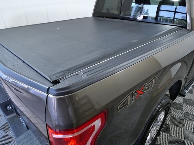 Used 2015  Ford XLT image 9