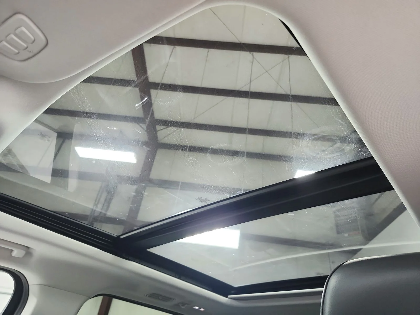 Used 2025 White Ford Platinum image 13