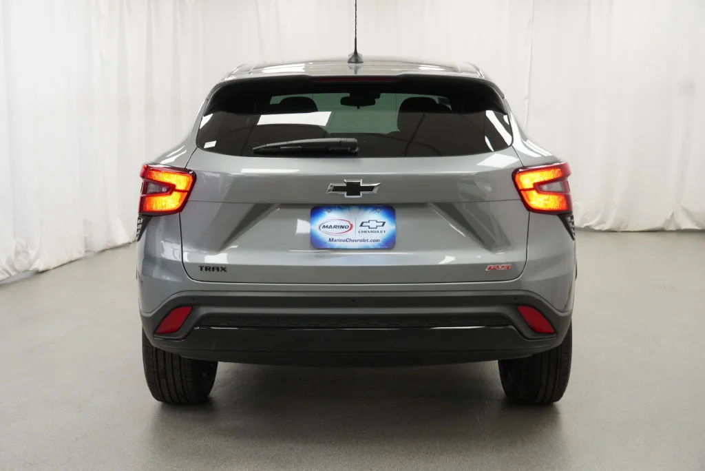 New 2026 Sterling Gray Metallic Chevrolet 1RS image 15