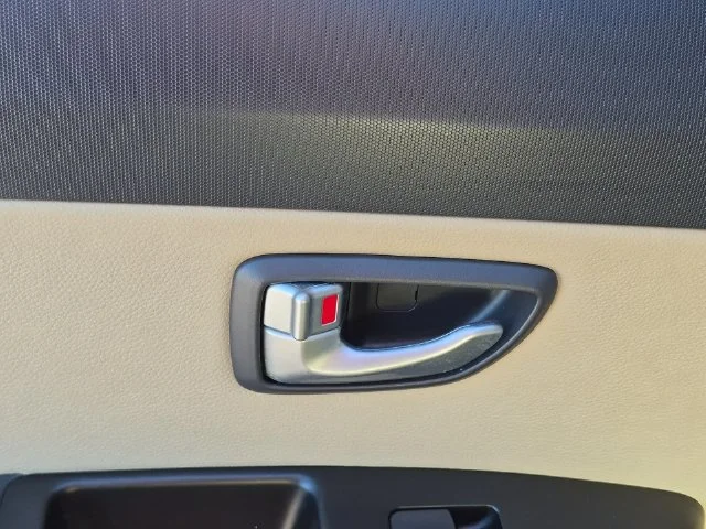 Used 2012 Green Kia Exclaim image 26
