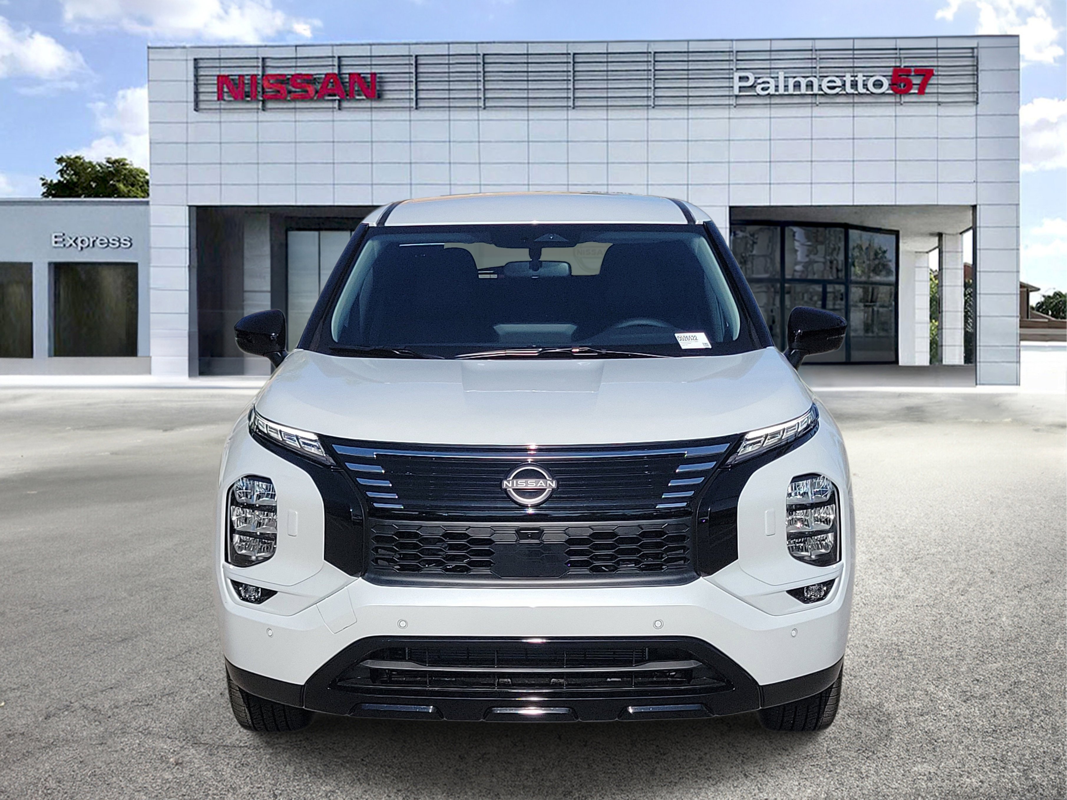 New 2026 White Nissan SL image 2