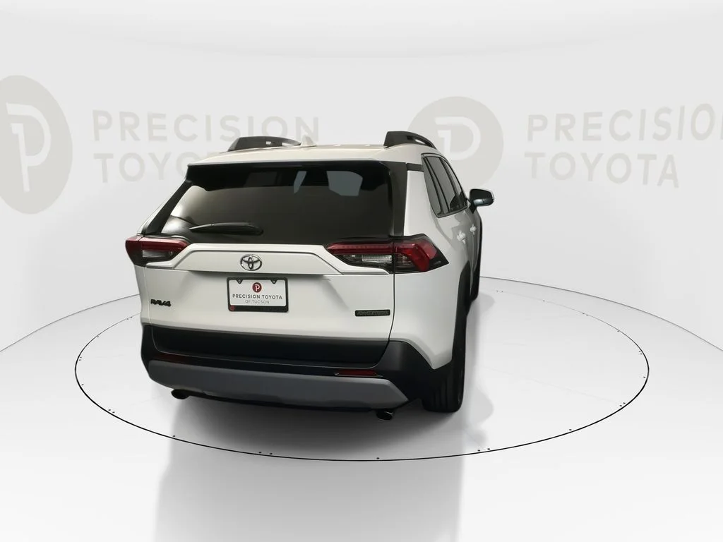 Used 2024 Ice Cap Toyota Adventure image 18