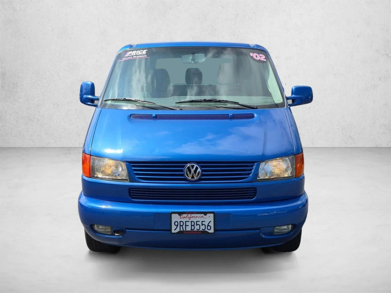 Used 2002 Volkswagen Eurovan MV with VIN WV2MB47032H036909 for sale in Cerritos, CA
