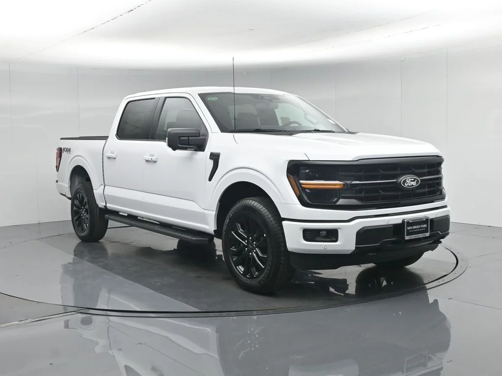 New 2026 Oxford White Ford XLT image 57