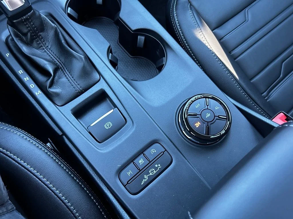 New 2026 Carbonized Gray Metallic Ford Lariat® image 20