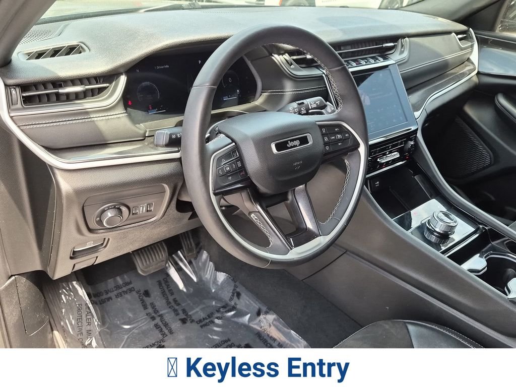 Certified Used 2023 Black Jeep Altitude image 14