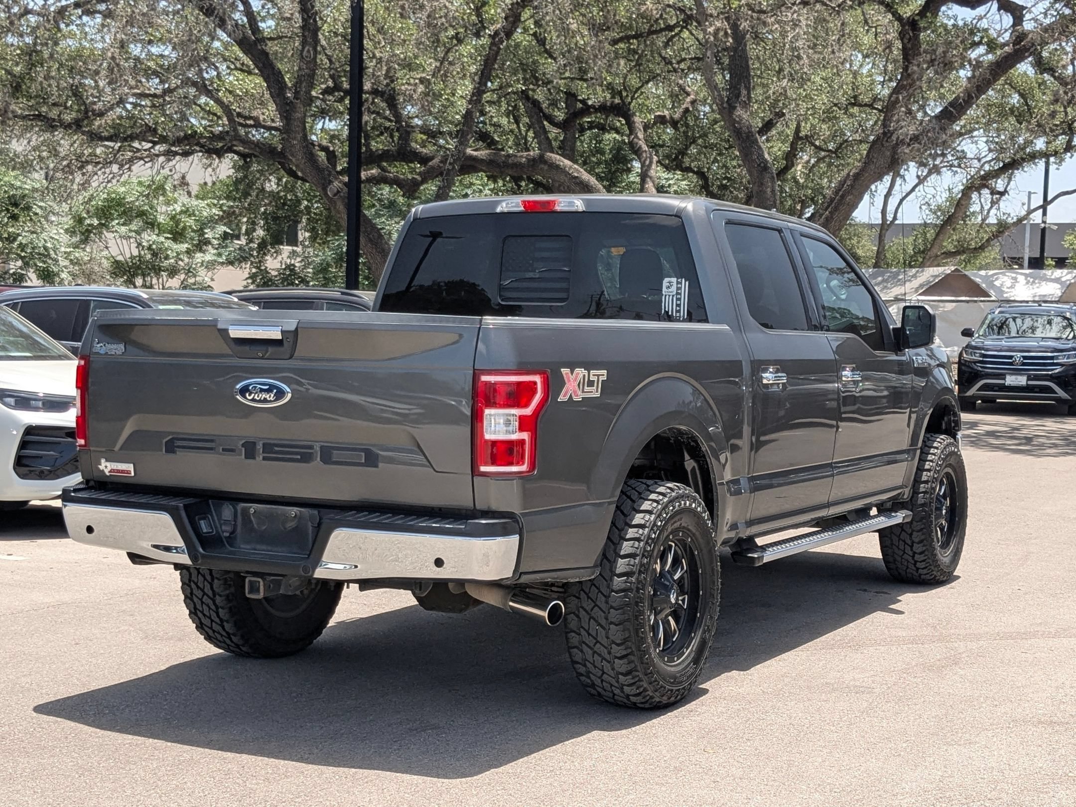 Used 2018 Magnetic Ford XLT image 3