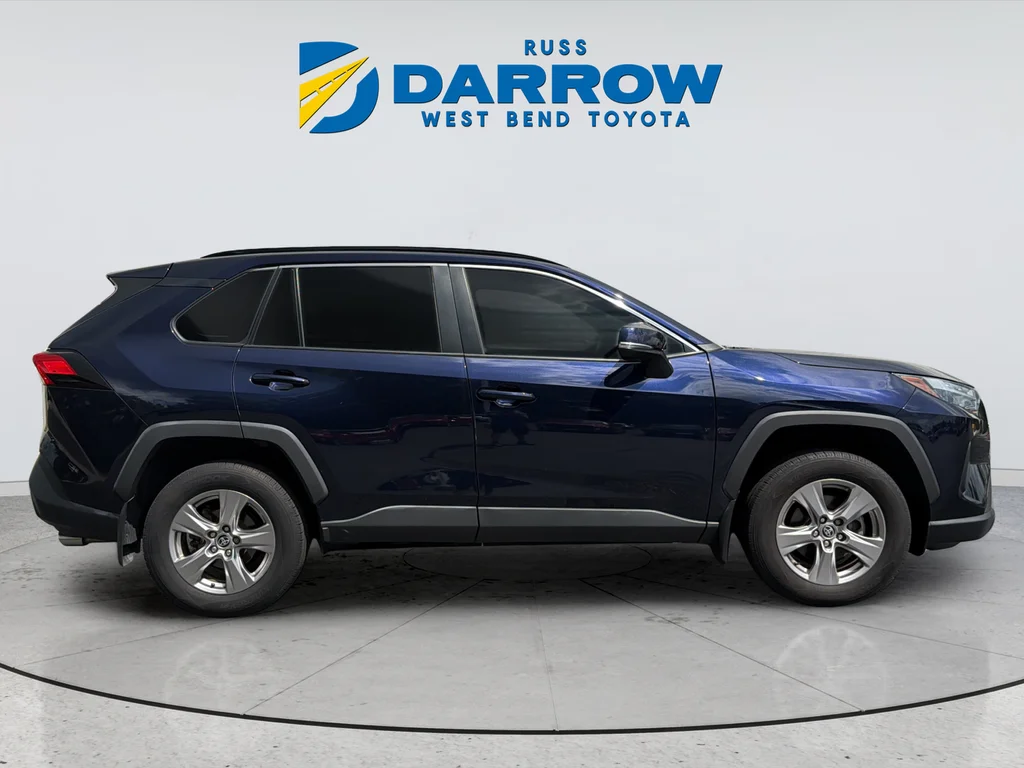 Used 2022 Blue Toyota XLE image 5