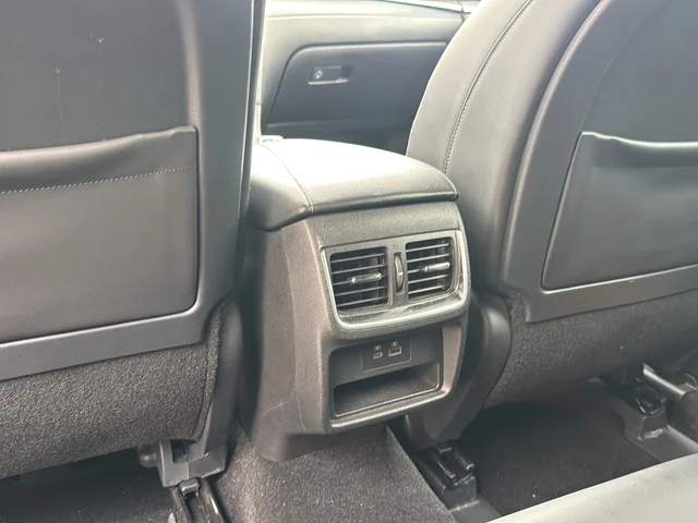 Used 2023 Gray INFINITI LUXE image 29