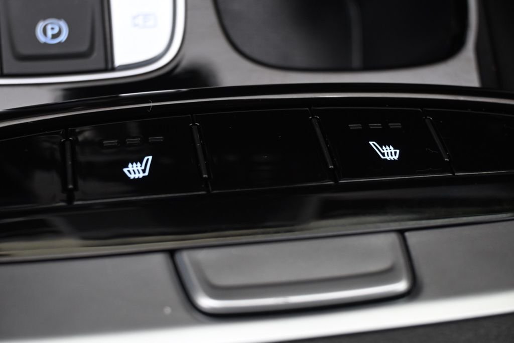 Certified Used 2024 White Pearl Hyundai SEL image 29