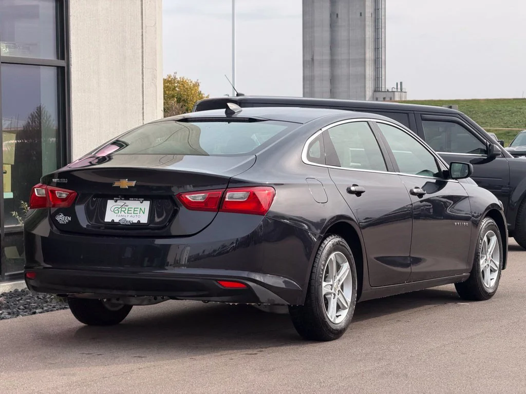 Used 2023 Gray Chevrolet LS image 5