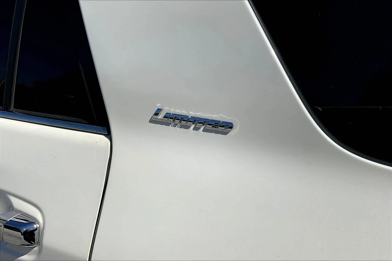 Used 2014 Blizzard Pearl Toyota Limited image 9