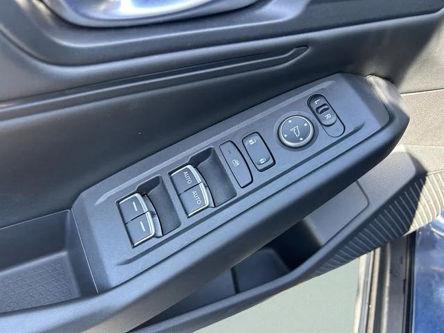 Used 2023  Honda EX image 22