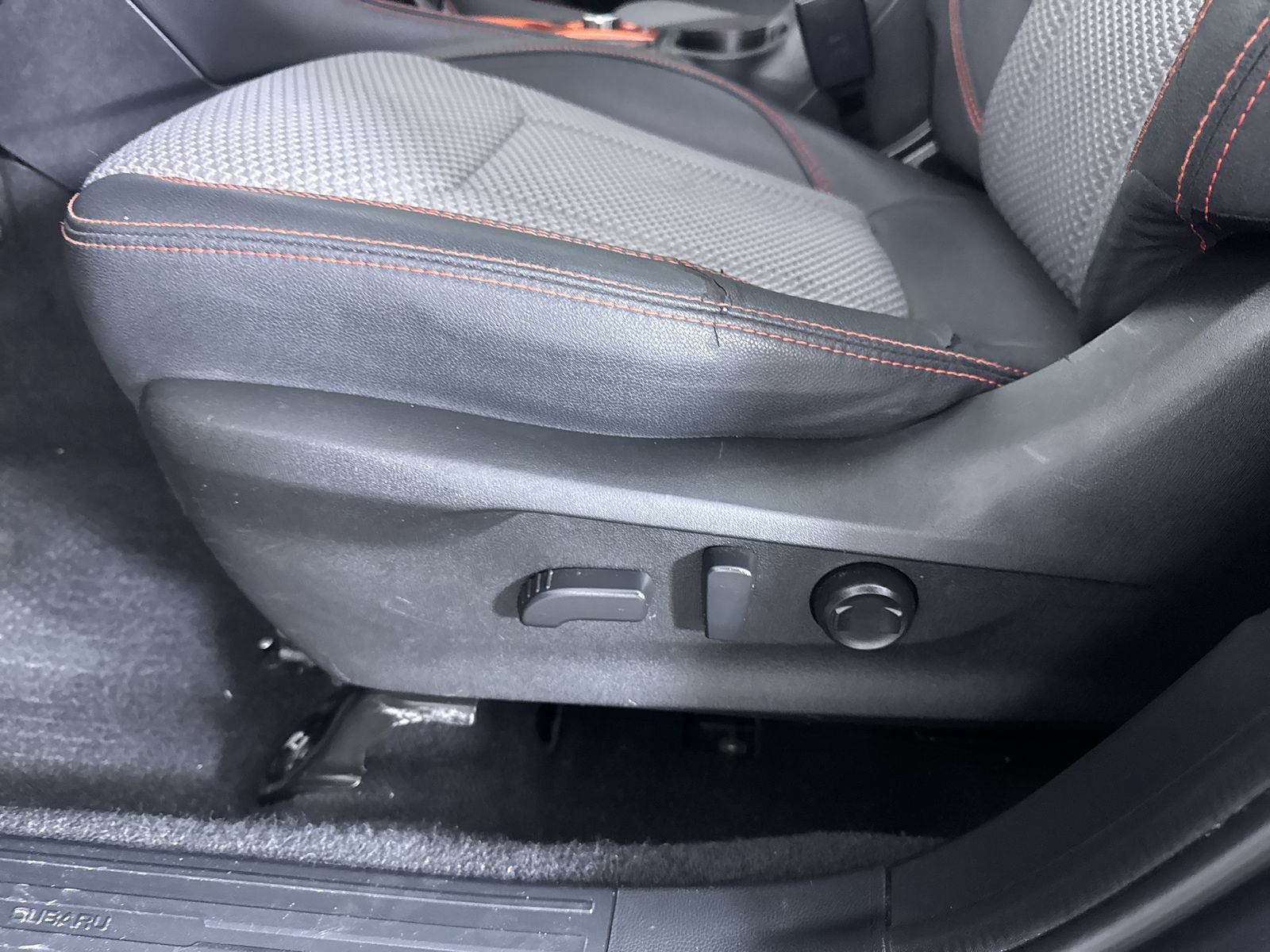 Used 2020 Magnetite Gray Metallic Subaru Sport image 12