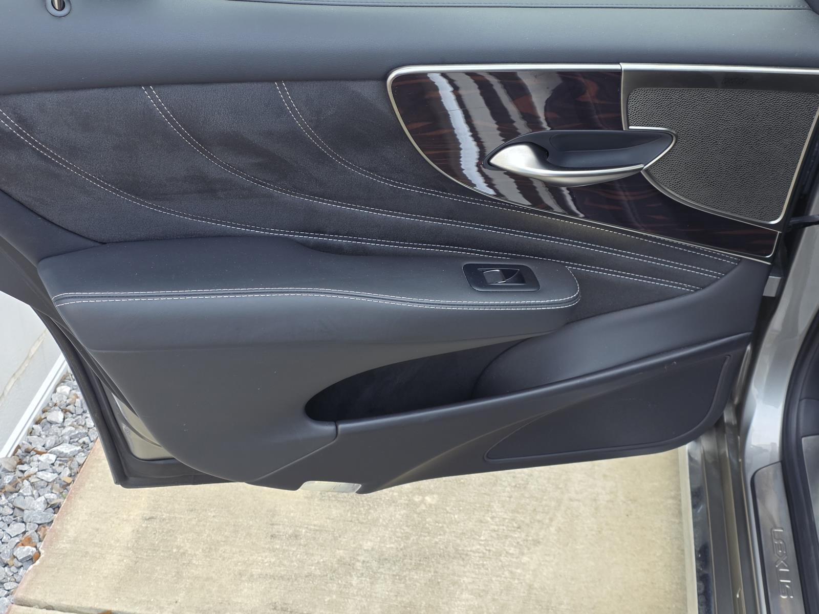 2018 Lexus LS Base - Photo 35