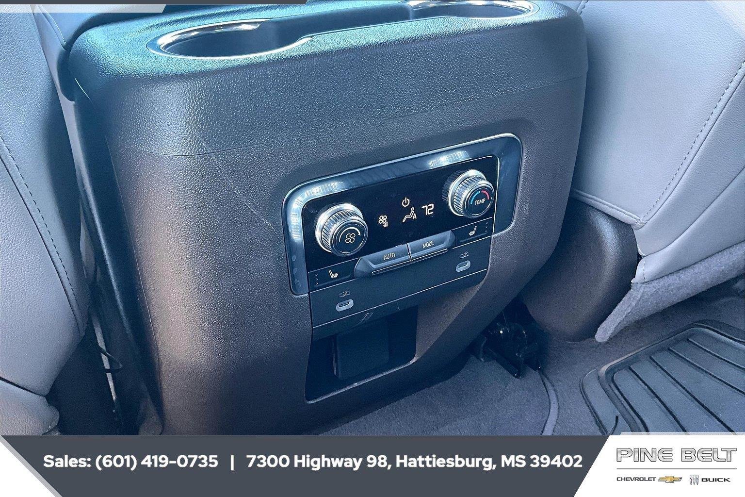 Used 2022 PEARL BEIGE METALLIC GMC SLT image 25