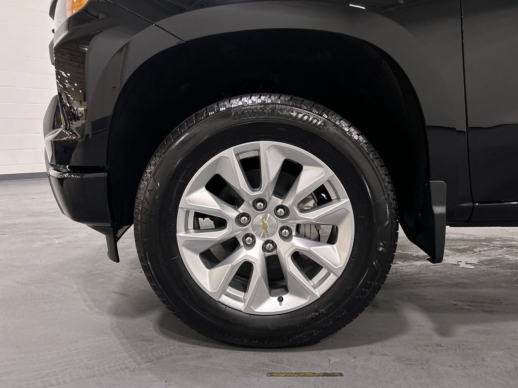2026 Chevrolet Silverado 1500 Custom - Photo 18