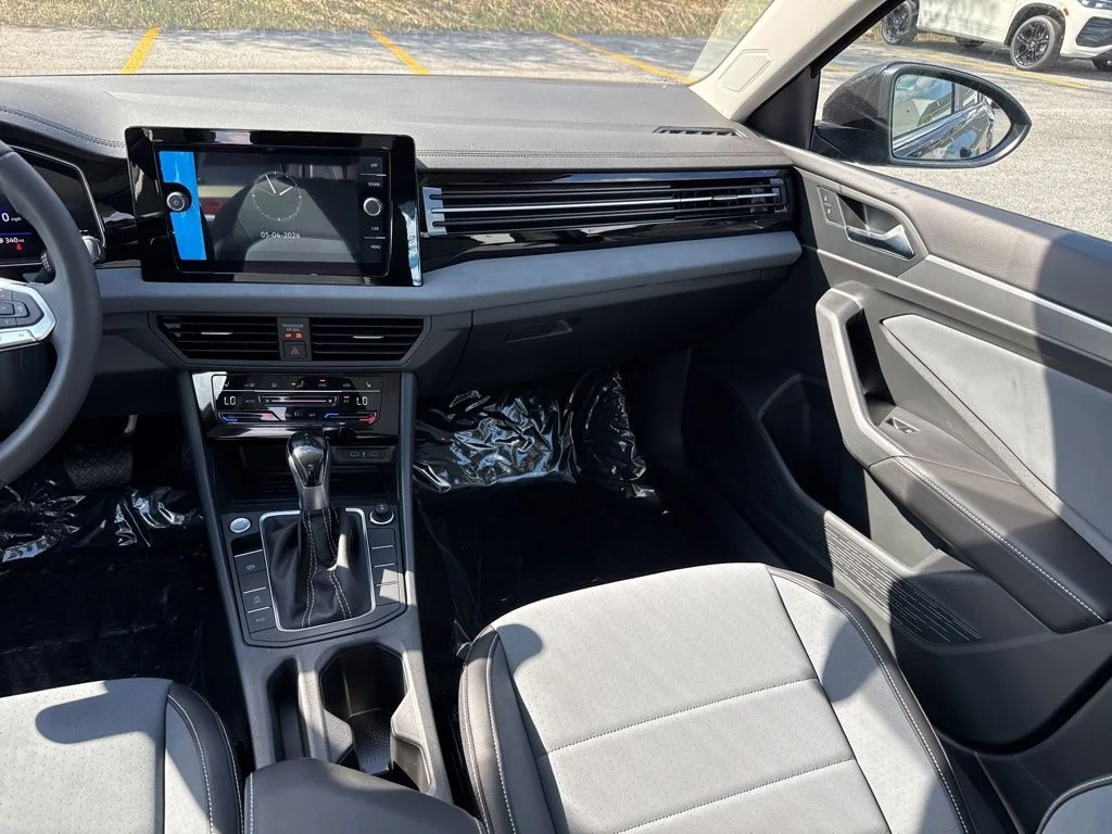 2026 Volkswagen Jetta SE - Photo 12