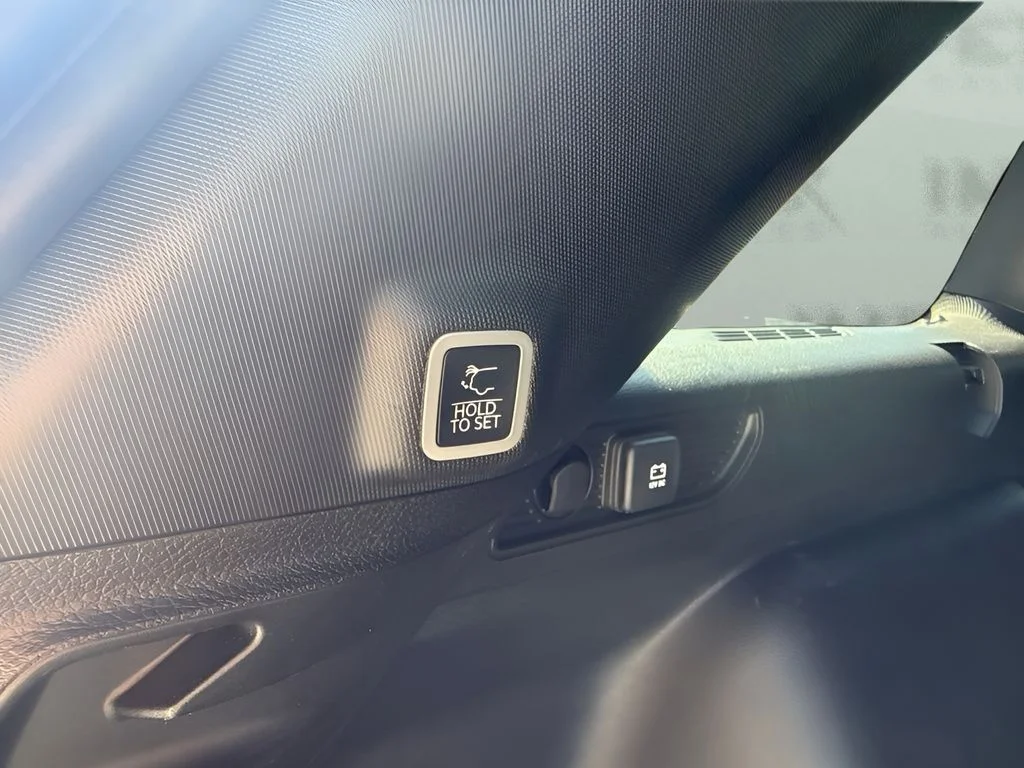 Used 2025 Black Jeep Limited image 19