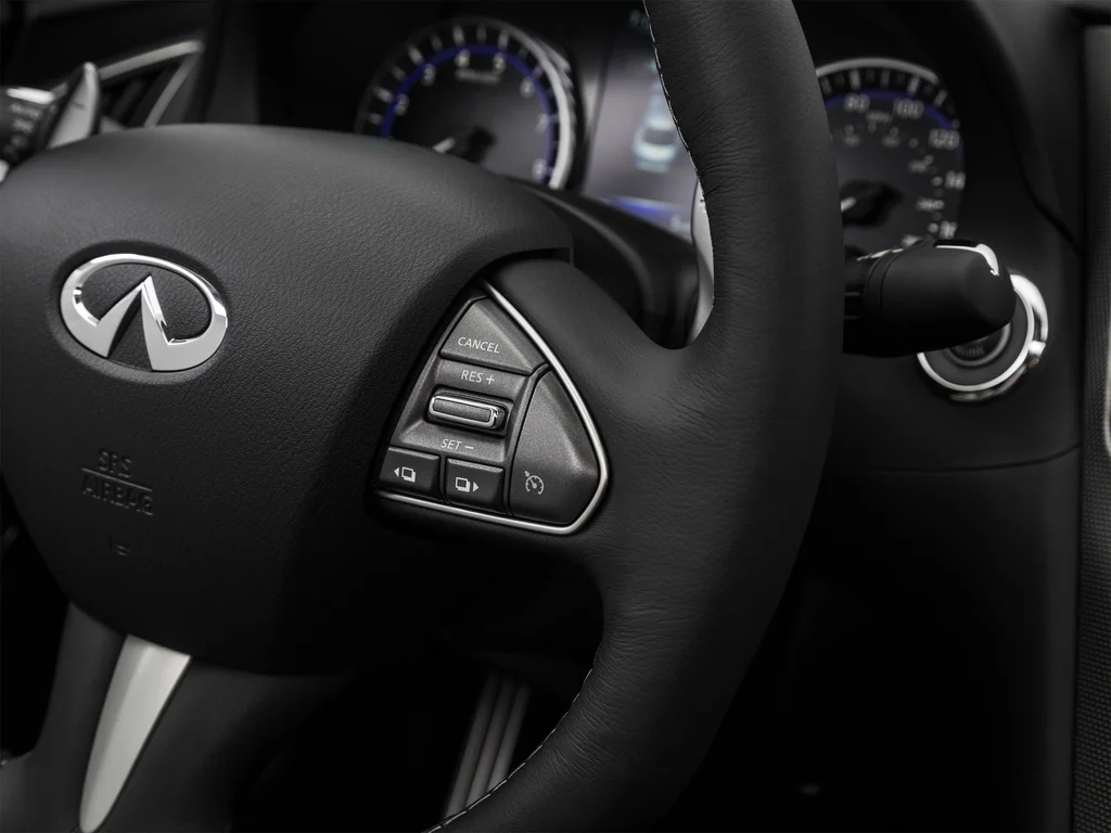 Used 2017 Gray INFINITI Sport image 59