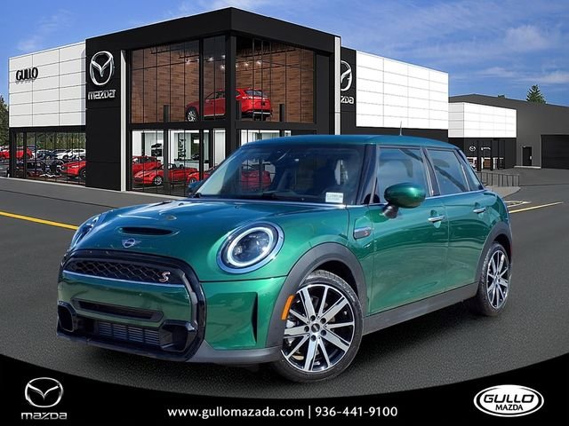 2024 MINI Hardtop 4 Door