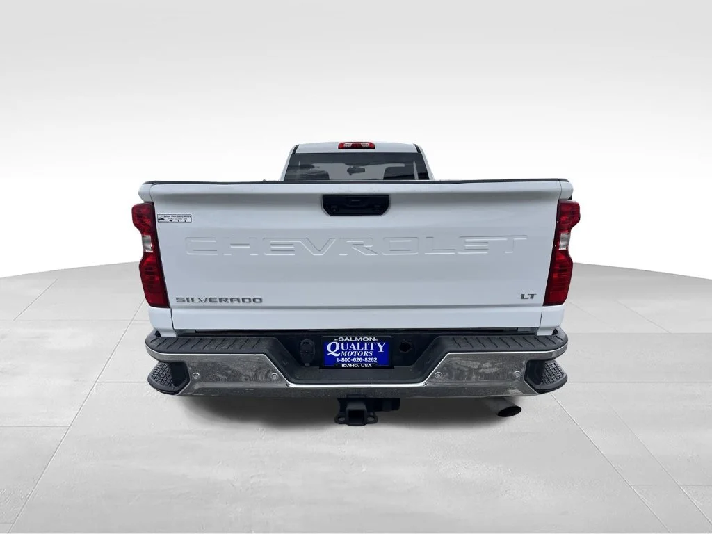 Used 2022 Summit White Chevrolet LT image 6