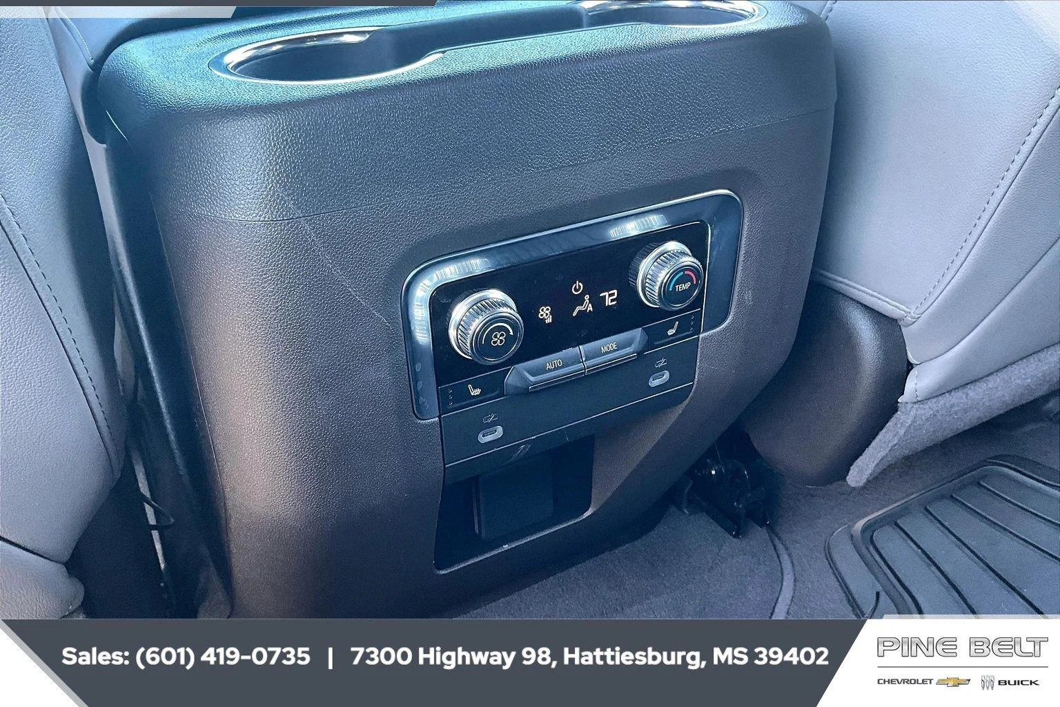 Used 2022 Pearl Beige Metallic GMC SLT image 25