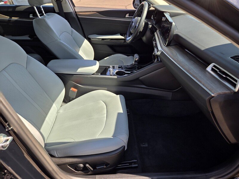 Certified Used 2021 Black Kia EX image 16