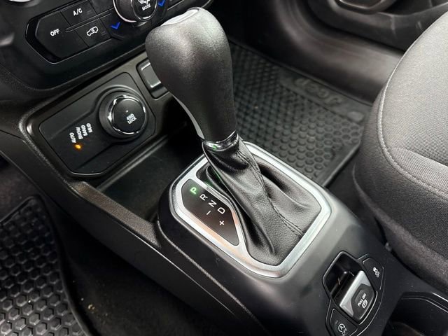 2023 Jeep Renegade Latitude - Photo 27