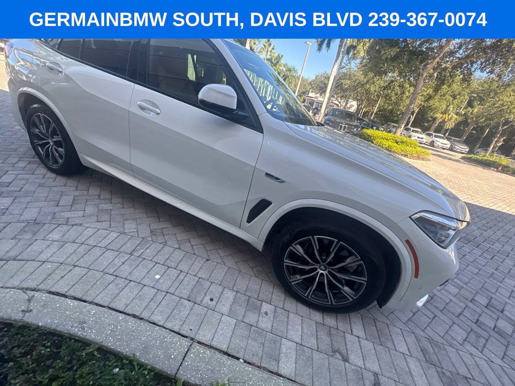 Certified Used 2023 Alpine White BMW xDrive45e image 13