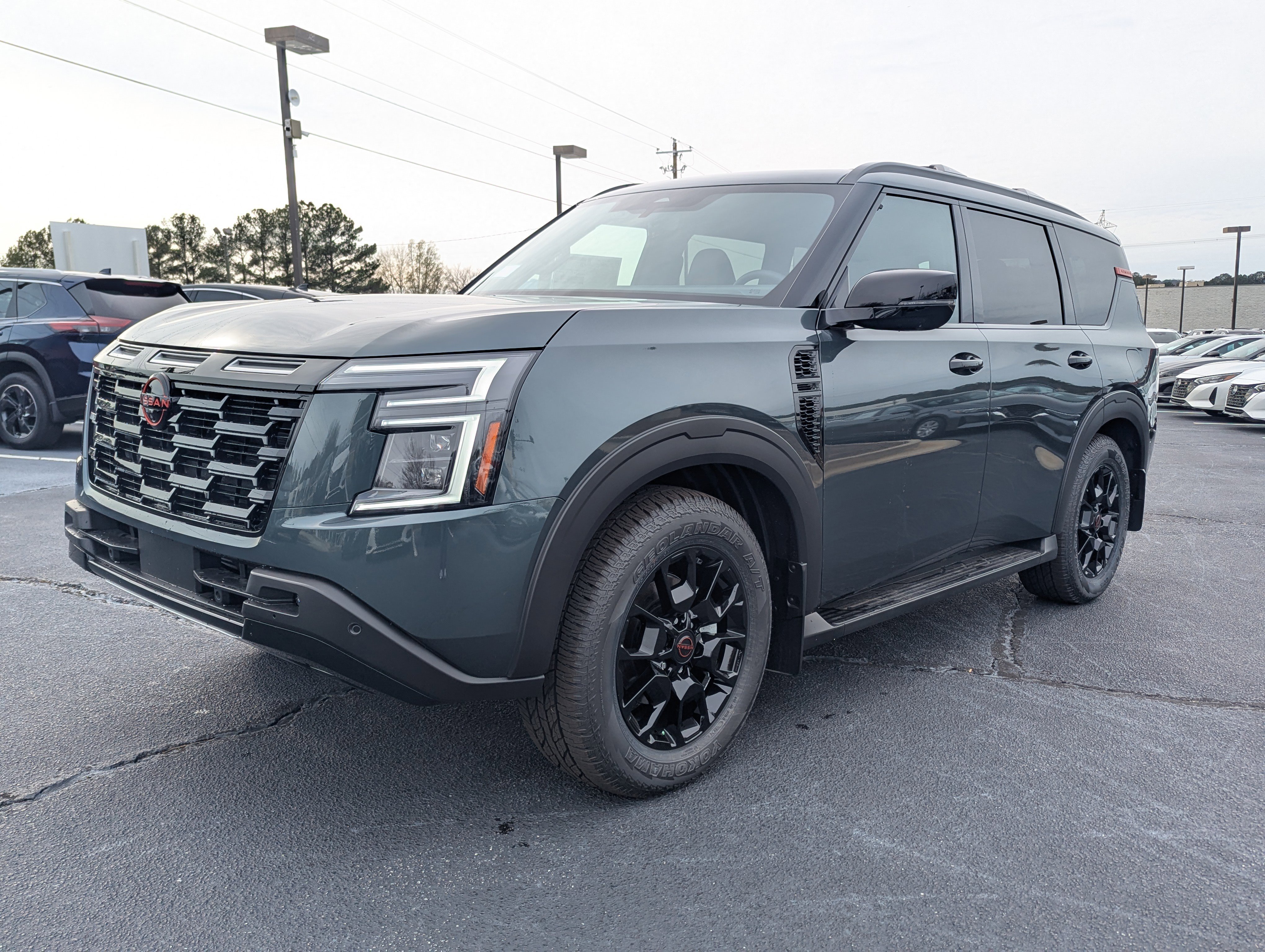 New 2026 White Nissan PRO-4X image 7