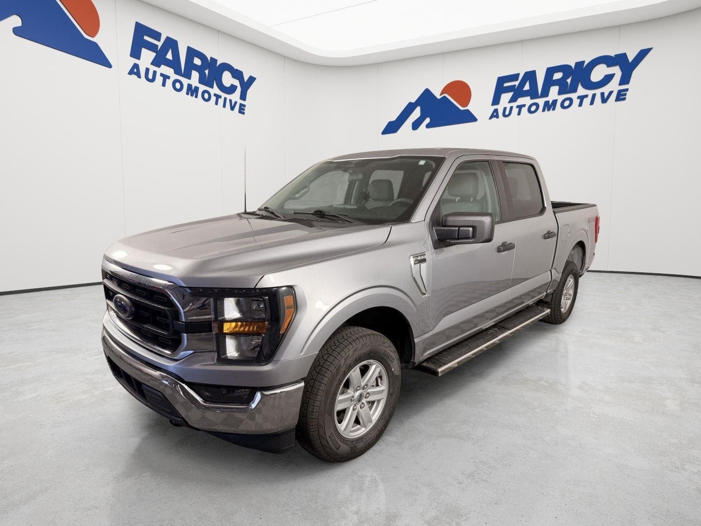 Used 2023 Iconic Silver Ford XLT image 1